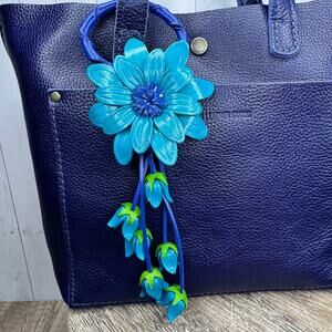 Flower Genuine Leather Bag Charm Blue Daisy Leather Purse Crossbody Keychain